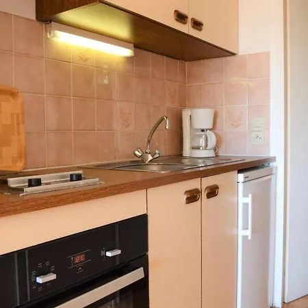 Coin Nuit 4 Pers, Parking, Animaux Admis, Proche - - Fr-1-251-230 Apartment *